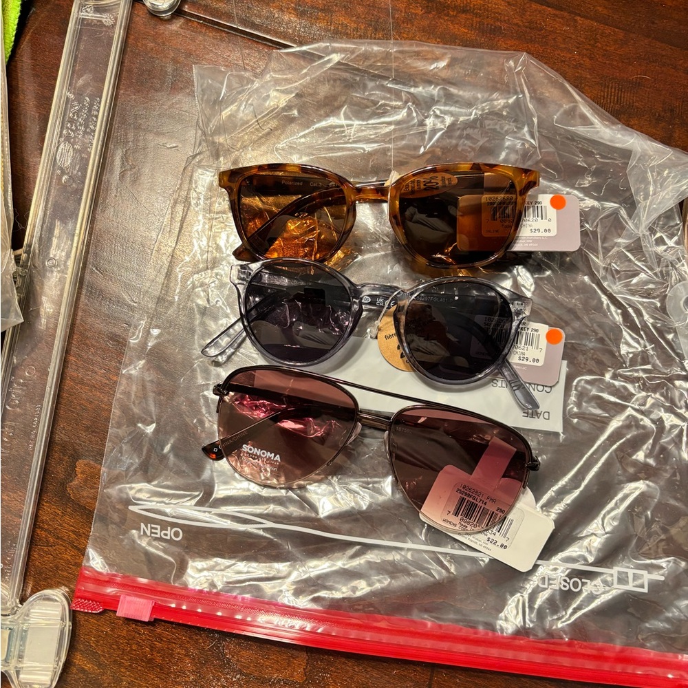 Sonoma Women's Brown Tortoiseshell Sunglasses